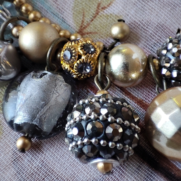 Multiple Bauble Memory Wire Beaded Choker Vintage Necklace Glass Crystals Lucite - Picture 13 of 13